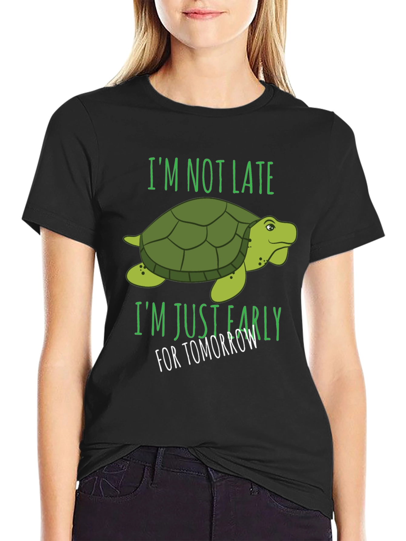 Camiseta Negra con Diseño de Tortuga Divertida
