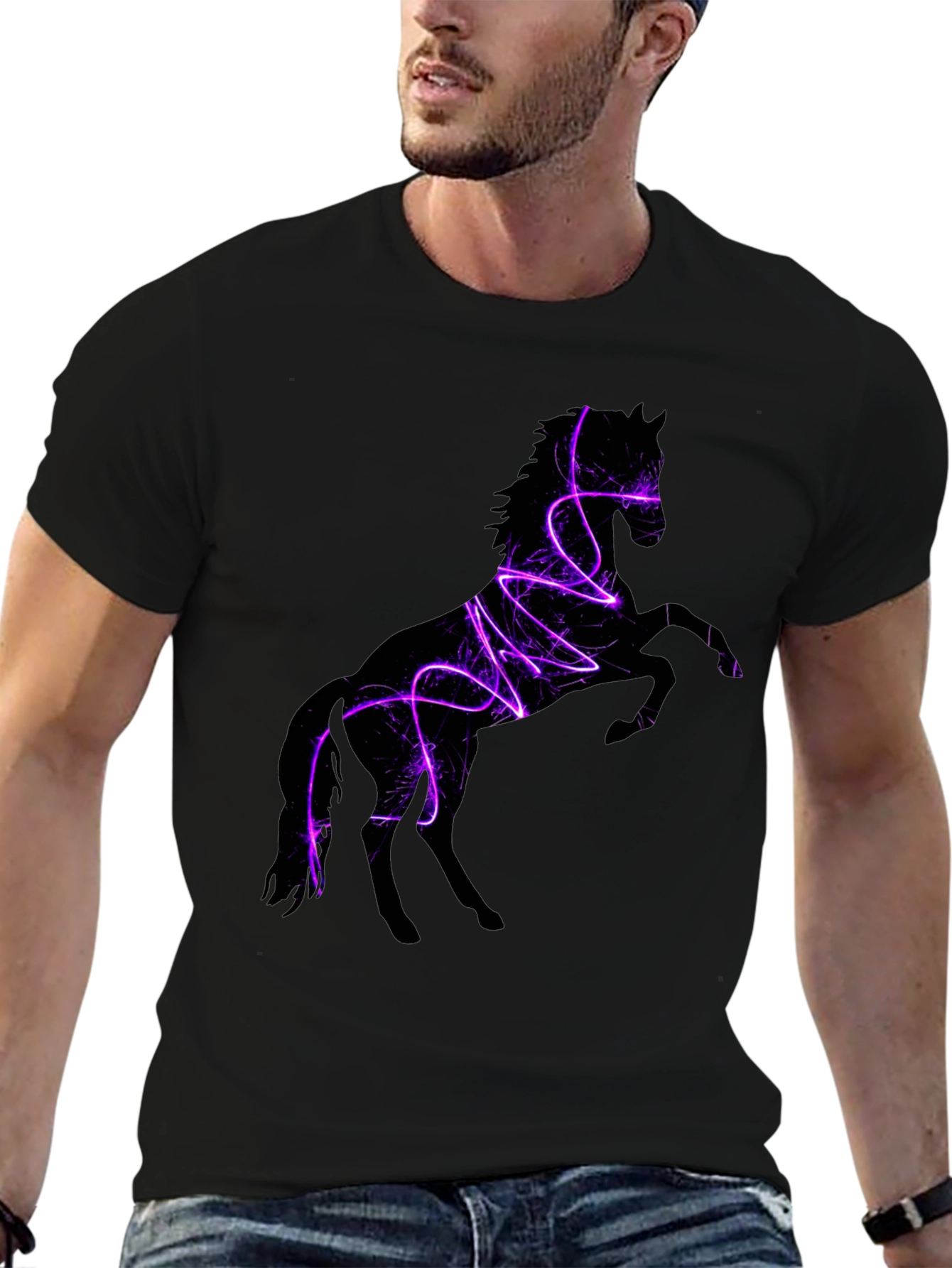 Camiseta Negra con Diseño de Caballo Eléctrico
