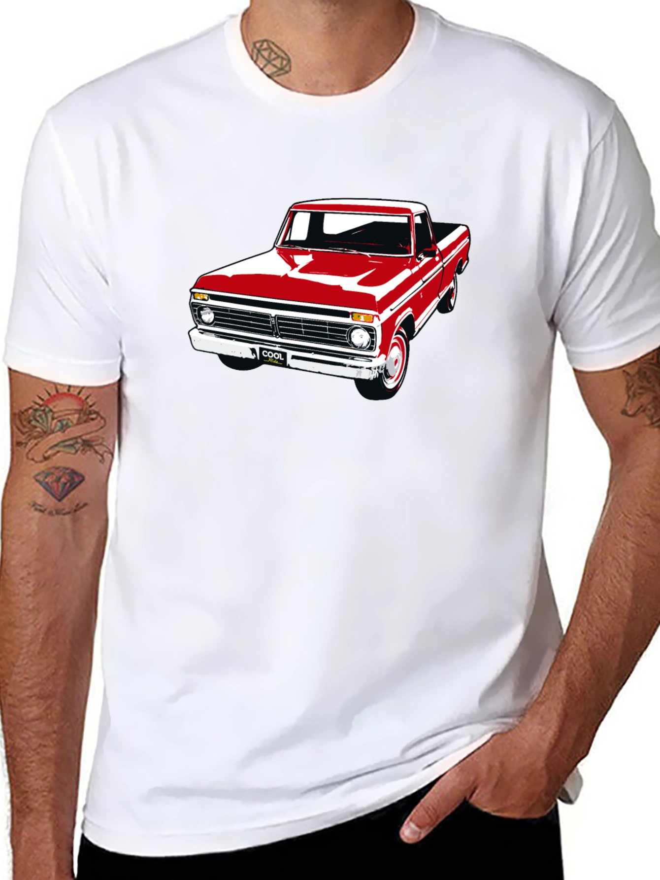 Camiseta Negra con Estampado de Camioneta Clásica