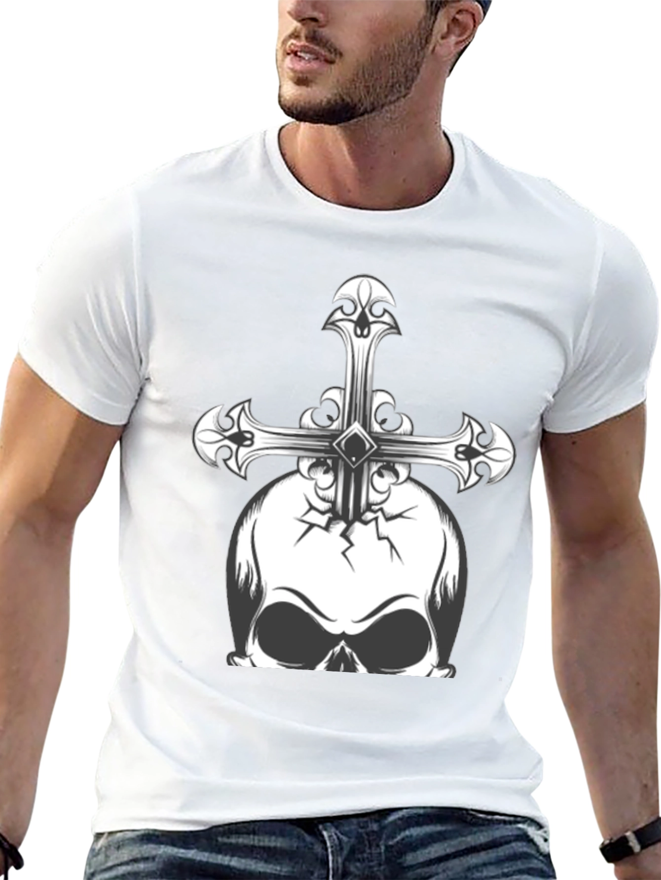 Camiseta Negra con Calavera y Cruz Gótica