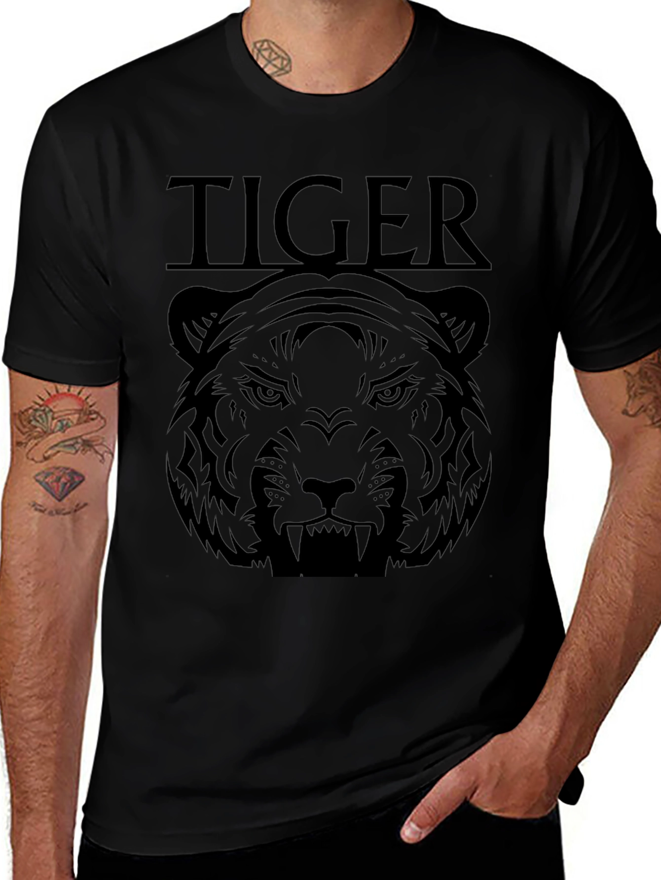 Camiseta Negra Estampada Tigre