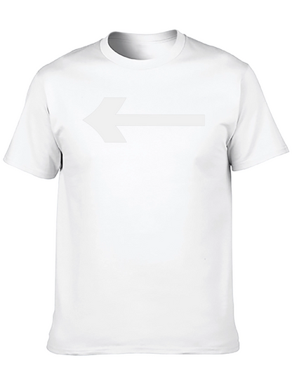 Camiseta Negra con Flecha Blanca Señalando a la Izquierda