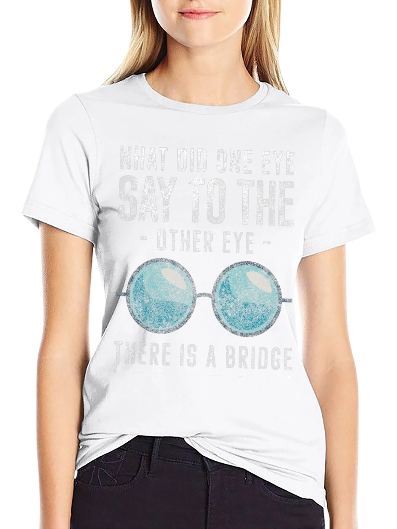 Camiseta Negra con Estampado de Humor Óptico
