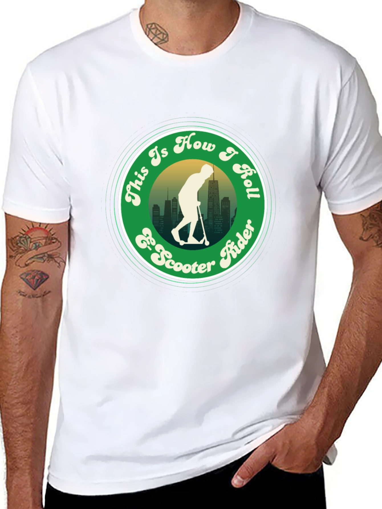 Camiseta Negra con Diseño de Scooter