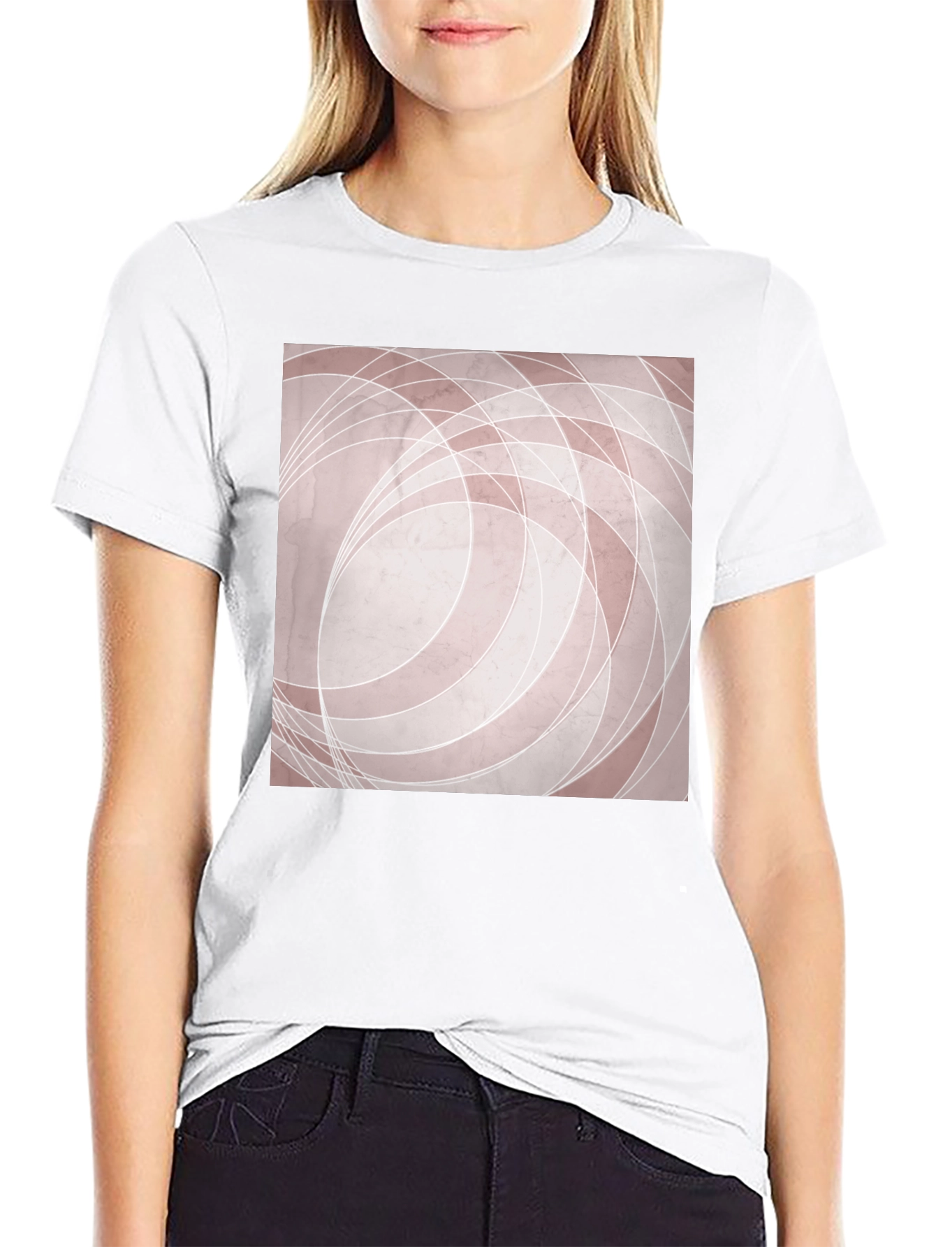 Camiseta Negra con Diseño Abstracto Circular