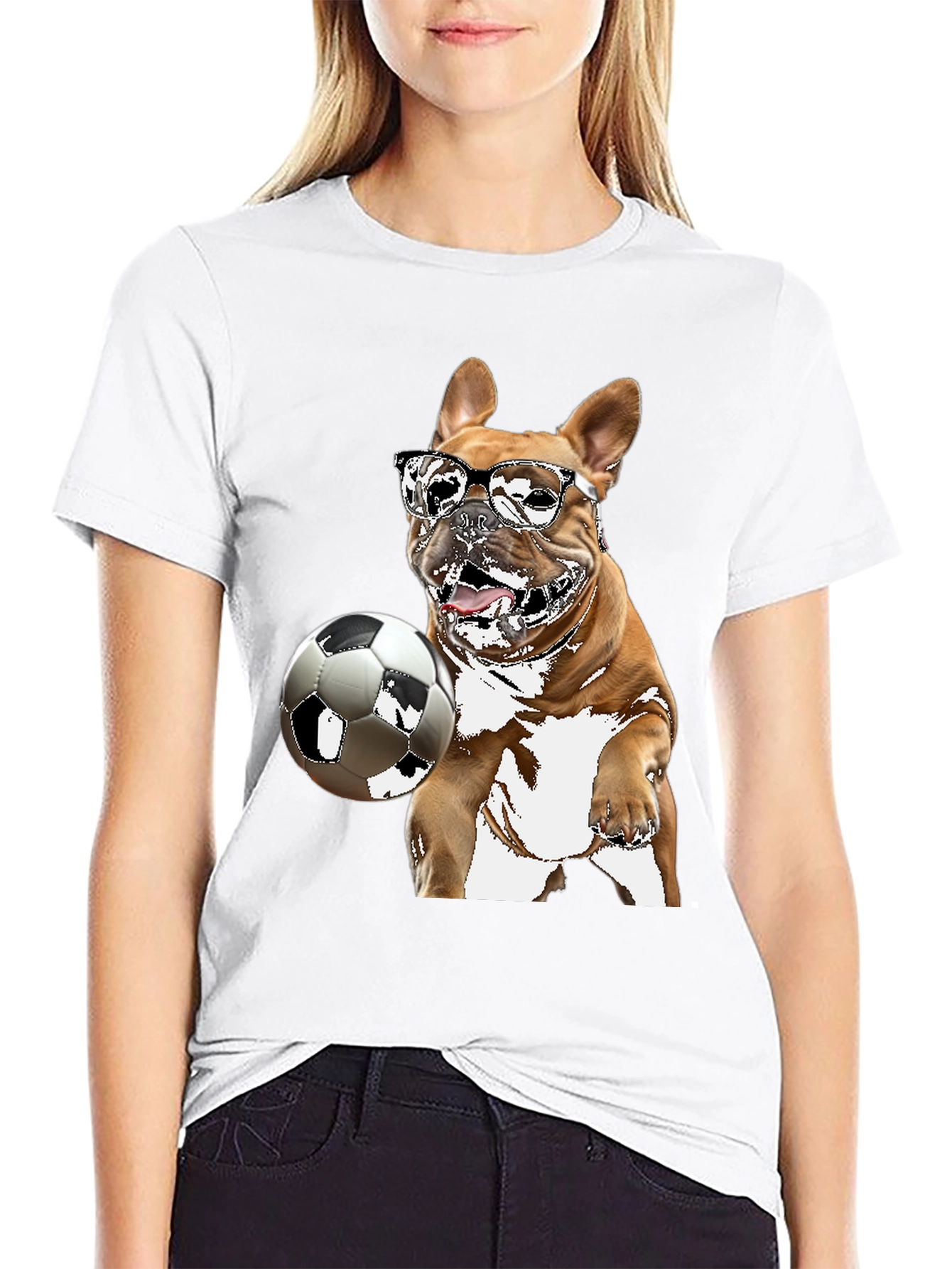 Camiseta Negra con Bulldog Francés Jugando Fútbol