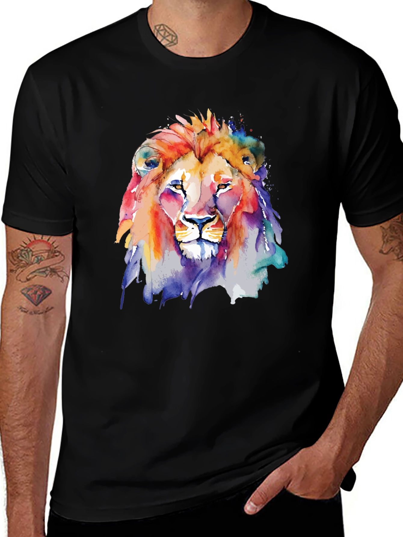 Camiseta Negra con León de Acuarela Artística